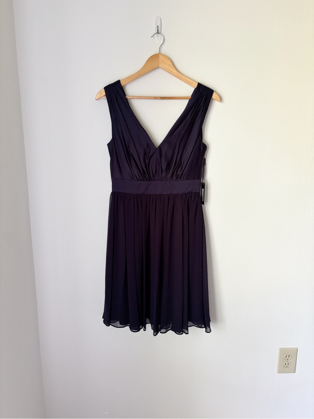 Vera Wang Cocktail Dress in Navy